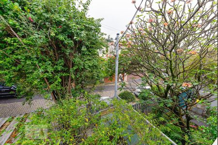 Casa à venda com 272m², 6 quartos e 4 vagas Casa à venda com 272m², 6 quartos e 4 vagasQuarto 1