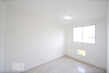 Apartamento para alugar com 2 quartos, 70m² em Vargem Pequena, Rio de Janeiro