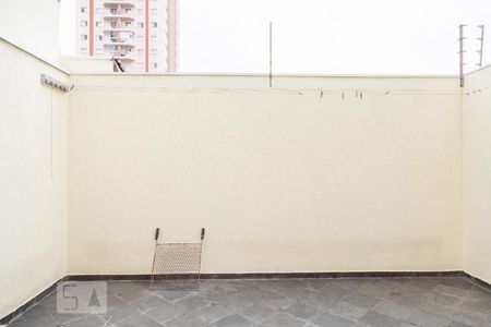 Casa à venda com 150m², 3 quartos e 4 vagas Casa à venda com 150m², 3 quartos e 4 vagasQuintal