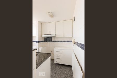Cozinha de apartamento à venda com 3 quartos, 160m² em Santa Rosa, Belo Horizonte