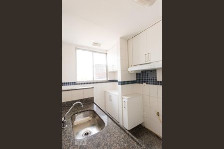 Cozinha de apartamento à venda com 3 quartos, 160m² em Santa Rosa, Belo Horizonte