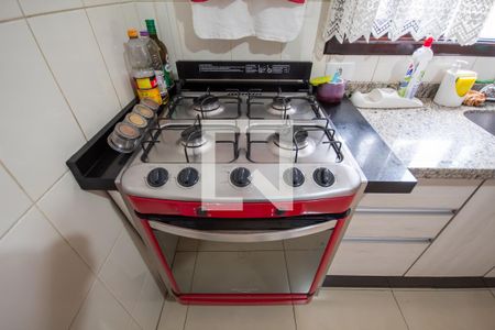 Casa à venda com 200m², 3 quartos e 6 vagas Casa à venda com 200m², 3 quartos e 6 vagasCozinha