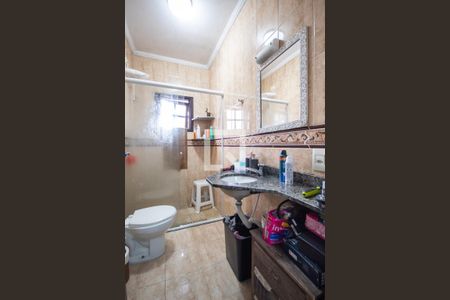 Casa à venda com 200m², 3 quartos e 6 vagas Casa à venda com 200m², 3 quartos e 6 vagasBanheiro da Suíte 1