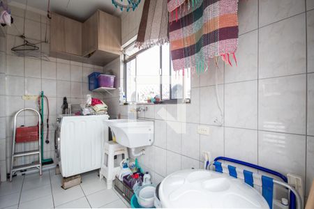 Casa à venda com 200m², 3 quartos e 6 vagas Casa à venda com 200m², 3 quartos e 6 vagasÁrea de Serviço