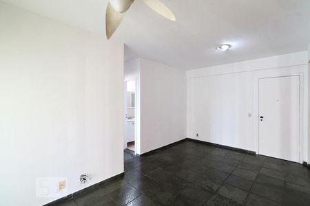 Sala de apartamento para alugar com 2 quartos, 70m² em Recreio dos Bandeirantes, Rio de Janeiro