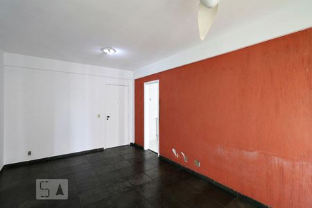 Sala de apartamento para alugar com 2 quartos, 70m² em Recreio dos Bandeirantes, Rio de Janeiro
