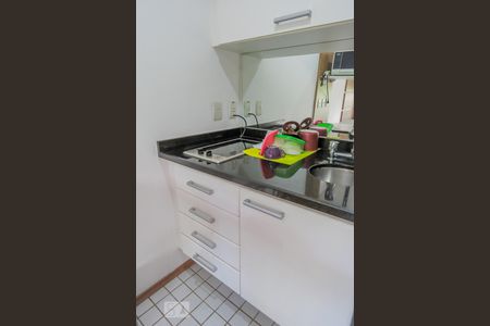 Cozinha  de apartamento para alugar com 1 quarto, 45m² em Vila Nova Conceição, São Paulo