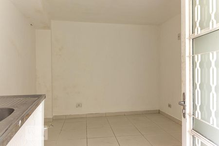 Sala/Quarto de casa para alugar com 1 quarto, 18m² em Bosque da Saúde, São Paulo