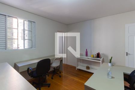 Casa à venda com 220m², 4 quartos e 1 vaga Casa à venda com 220m², 4 quartos e 1 vagaQuarto 1