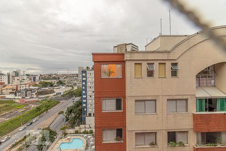 Vista da Sala de apartamento para alugar com 3 quartos, 280m² em Ipiranga, Belo Horizonte