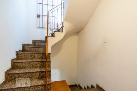Escadas de casa à venda com 3 quartos, 328m² em Rudge Ramos, São Bernardo do Campo