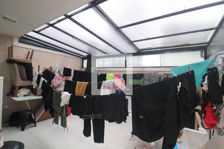 Casa à venda com 130m², 3 quartos e 4 vagasÁrea de Serviço