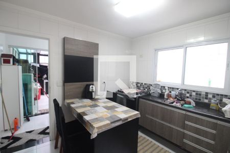 Casa à venda com 130m², 3 quartos e 4 vagasCozinha