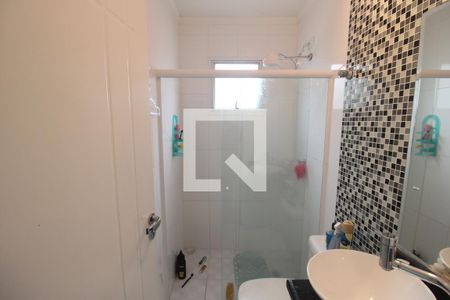 Casa à venda com 130m², 3 quartos e 4 vagasQuarto 1 - Banheiro