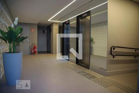 Studio à venda com 25m², 1 quarto e sem vaga Studio à venda com 25m², 1 quarto e sem vagaHall de entrada