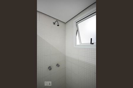 Apartamento à venda com 49m², 1 quarto e 2 vagasDetalhe do Banheiro Suíte 