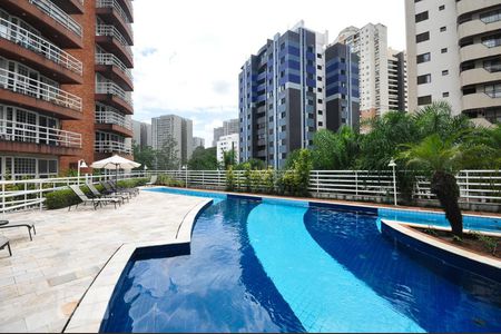 Apartamento à venda com 49m², 1 quarto e 2 vagasPiscina