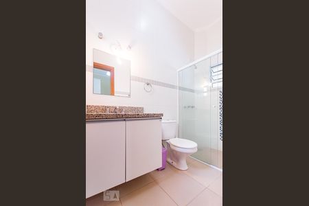 Casa à venda com 350m², 10 quartos e 5 vagasBanheiro Suíte 1