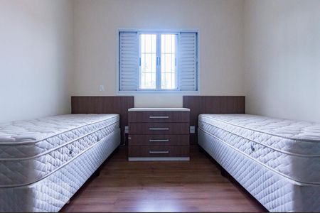 Casa à venda com 350m², 10 quartos e 5 vagasSuíte 3