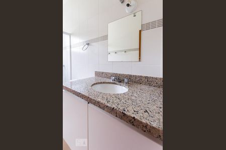 Casa à venda com 350m², 10 quartos e 5 vagasBanheiro Suíte 7