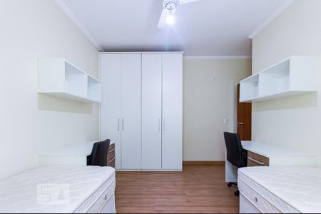 Casa à venda com 350m², 10 quartos e 5 vagasSuíte 6