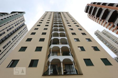 Apartamento à venda com 74m², 2 quartos e 2 vagasfachada