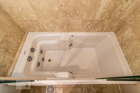 Apartamento para alugar com 127m², 3 quartos e 2 vagas Apartamento para alugar com 127m², 3 quartos e 2 vagasDetalhe do Banheiro da Suíte 3