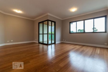 Apartamento para alugar com 127m², 3 quartos e 2 vagas Apartamento para alugar com 127m², 3 quartos e 2 vagasSala