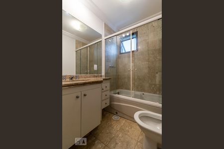 Apartamento para alugar com 127m², 3 quartos e 2 vagas Apartamento para alugar com 127m², 3 quartos e 2 vagasBanheiro da Suíte 3