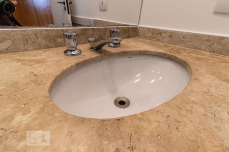 Apartamento para alugar com 127m², 3 quartos e 2 vagas Apartamento para alugar com 127m², 3 quartos e 2 vagasDetalhe do Banheiro da Suíte 1