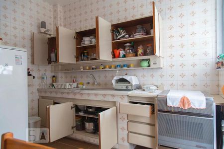 Apartamento à venda com 80m², 2 quartos e 1 vagacozinha