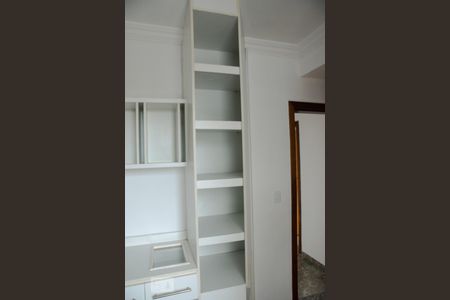 Apartamento à venda com 182m², 4 quartos e 2 vagasQuarto 2