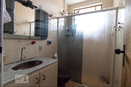 Casa à venda com 344m², 4 quartos e 3 vagasBanheiro Social