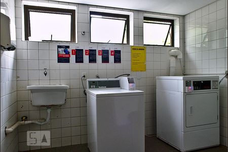 Studio à venda com 34m², 1 quarto e 1 vaga Studio à venda com 34m², 1 quarto e 1 vagaLavanderia