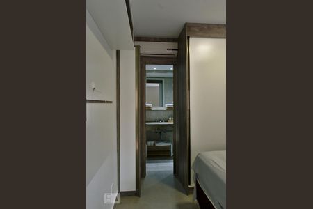 Studio à venda com 34m², 1 quarto e 1 vaga Studio à venda com 34m², 1 quarto e 1 vagaQuarto