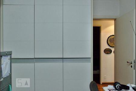 Apartamento para alugar com 137m², 3 quartos e 3 vagas Apartamento para alugar com 137m², 3 quartos e 3 vagasSuite 3