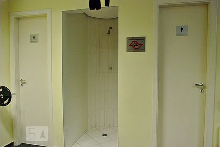 Apartamento para alugar com 137m², 3 quartos e 3 vagas Apartamento para alugar com 137m², 3 quartos e 3 vagasÁrea comum - Academia