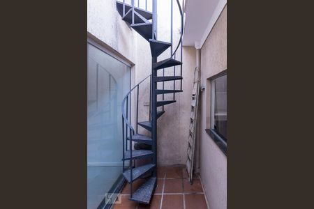 Casa à venda com 141m², 3 quartos e 2 vagas Casa à venda com 141m², 3 quartos e 2 vagasQuintal
