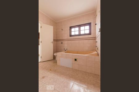 Casa à venda com 400m², 4 quartos e 5 vagasSuíte - Quartos 1 e 2