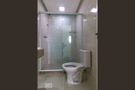 Apartamento à venda com 115m², 3 quartos e 2 vagas Apartamento à venda com 115m², 3 quartos e 2 vagasBanheiro da Suíte