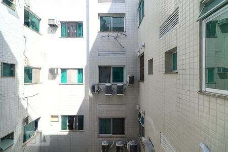 Apartamento à venda com 115m², 3 quartos e 2 vagas Apartamento à venda com 115m², 3 quartos e 2 vagasVista do Quarto 2