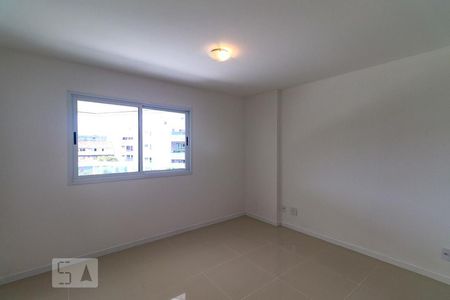 Apartamento à venda com 115m², 3 quartos e 2 vagas Apartamento à venda com 115m², 3 quartos e 2 vagasSuíte