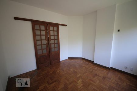 Quarto 1 de apartamento para alugar com 3 quartos, 100m² em Icaraí, Niterói