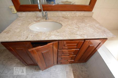 Apartamento para alugar com 700m², 3 quartos e 2 vagasBanheiro da suite 1