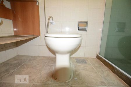 Apartamento para alugar com 700m², 3 quartos e 2 vagasBanheiro Social