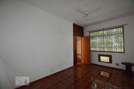 Apartamento para alugar com 700m², 3 quartos e 2 vagasQuarto 1 suite