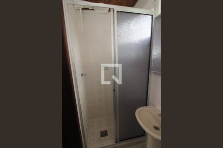 Banheiro de apartamento à venda com 1 quarto, 27m² em Jardim Botânico, Porto Alegre