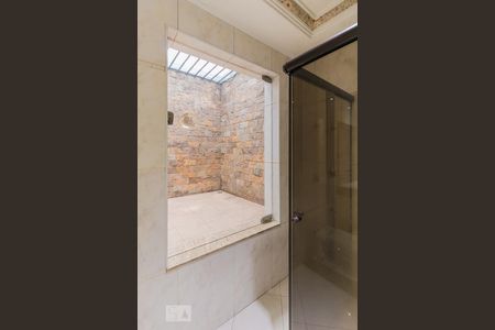 Casa à venda com 198m², 3 quartos e 4 vagas Casa à venda com 198m², 3 quartos e 4 vagasBanheiro