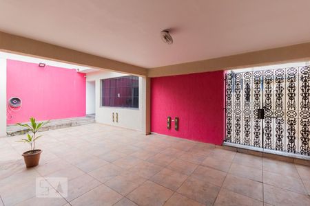 Casa à venda com 198m², 3 quartos e 4 vagas Casa à venda com 198m², 3 quartos e 4 vagasGaragem