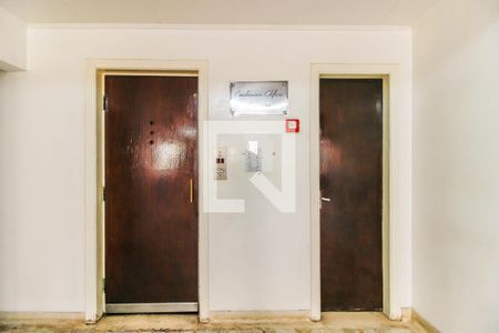 Apartamento à venda com 70m², 2 quartos e 1 vagaElevadores